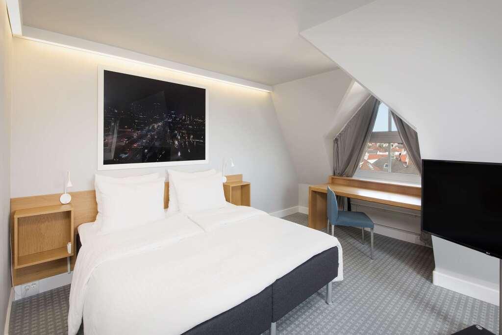 hotel image 10