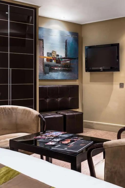hotel image 12
