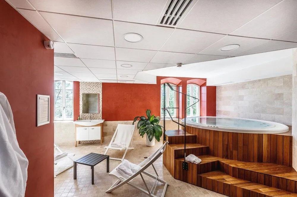 hotel image 18