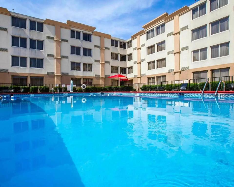 hotel image 9