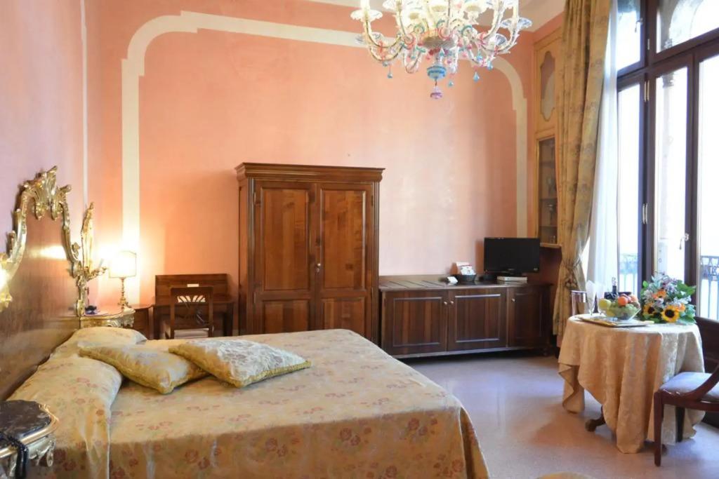hotel image 21