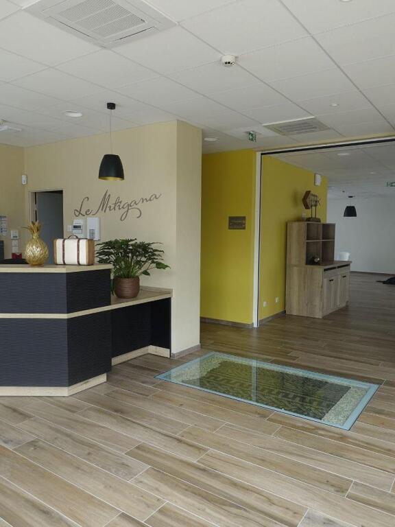 hotel image 13
