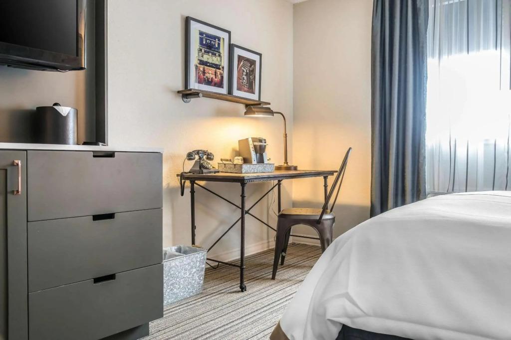 hotel image 8