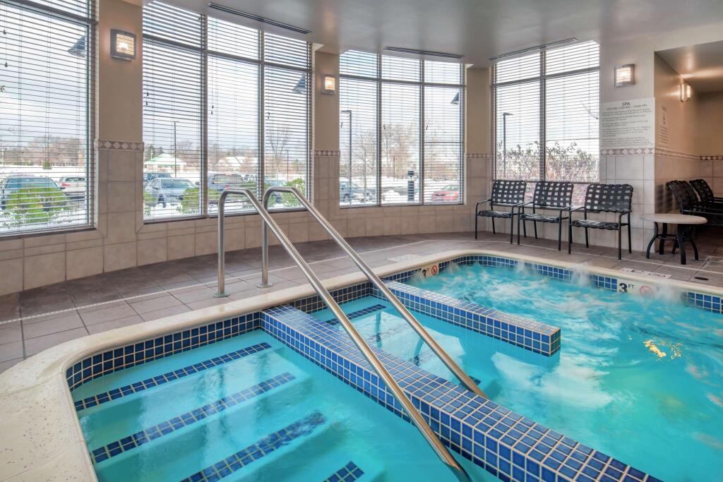 hotel image 10