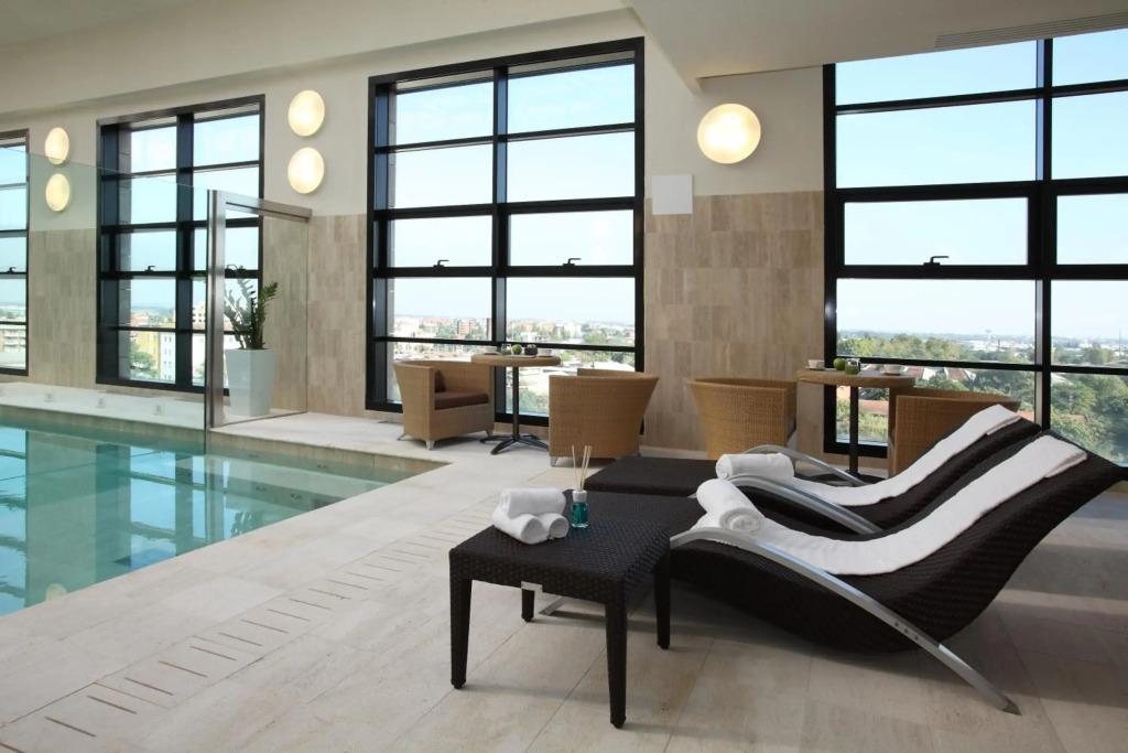 hotel image 9