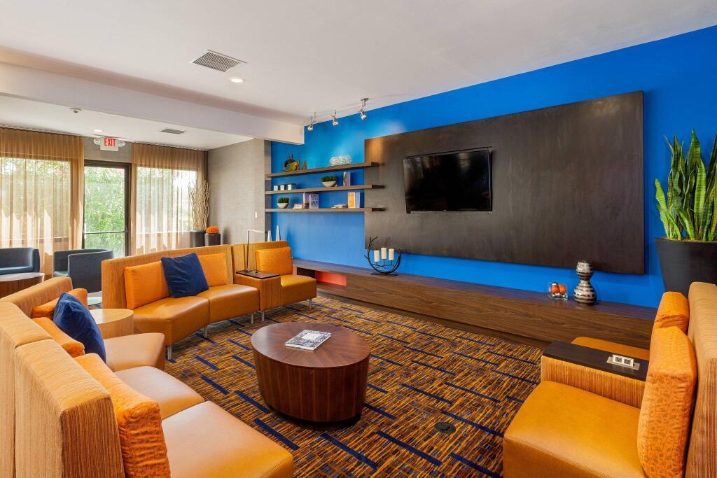 hotel image 16