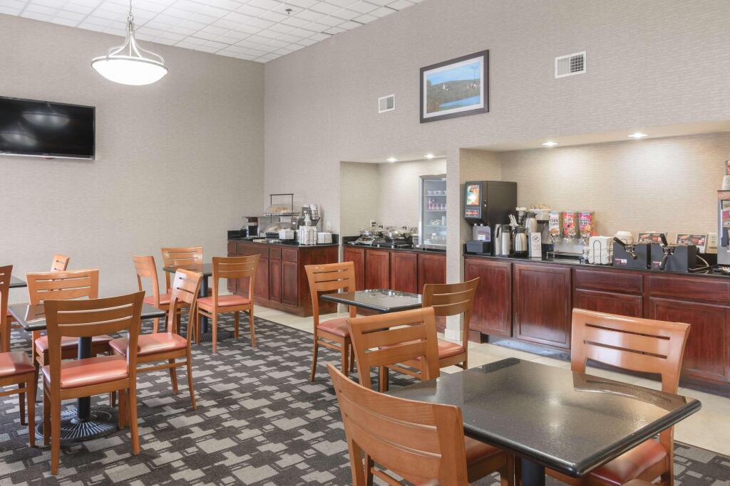 hotel image 10