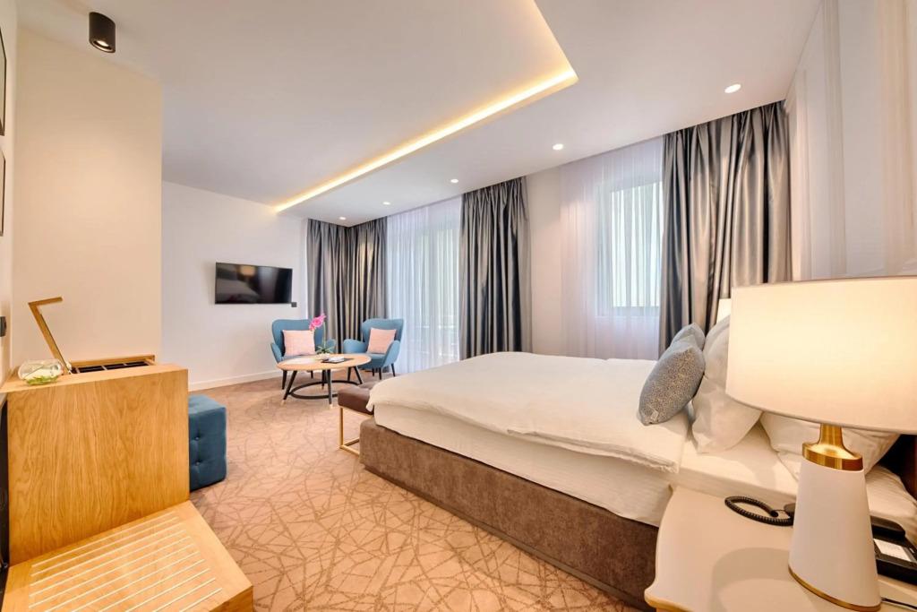 hotel image 11