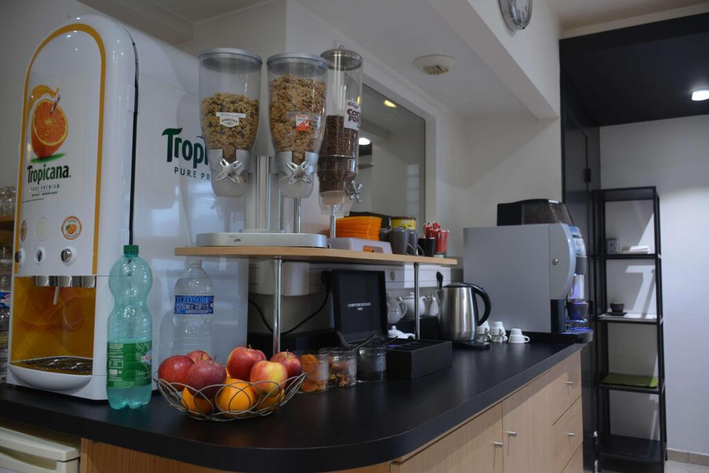 hotel image 10