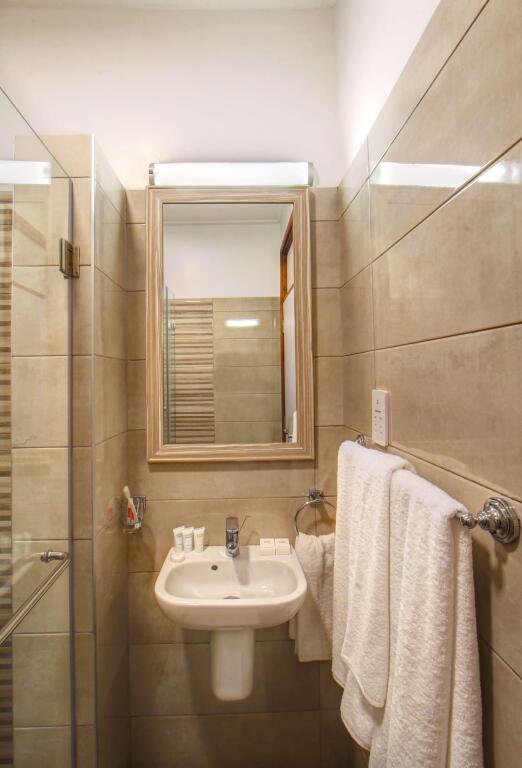 hotel image 16