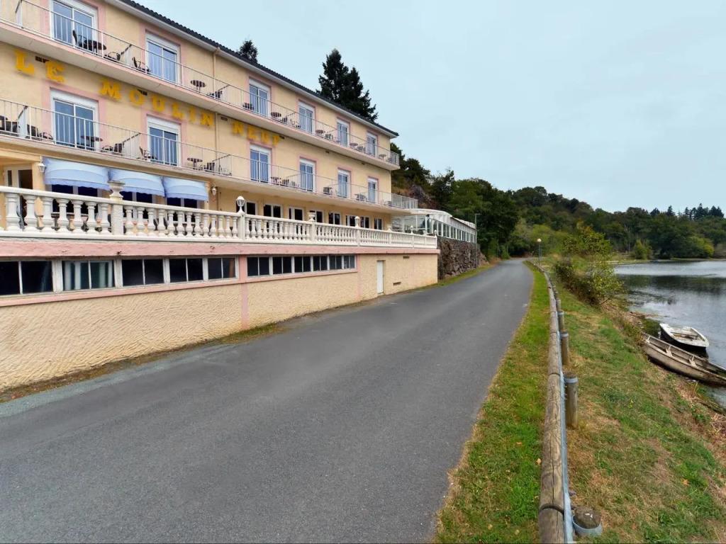 hotel image 6