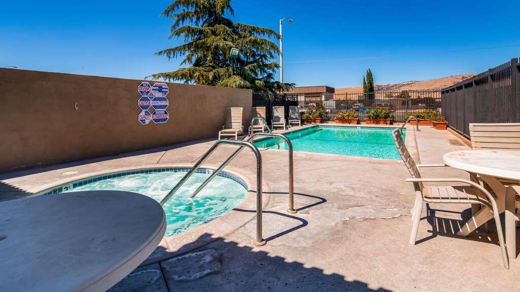 hotel image 12