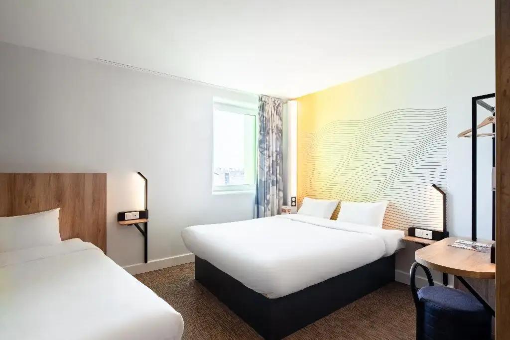 hotel image 12
