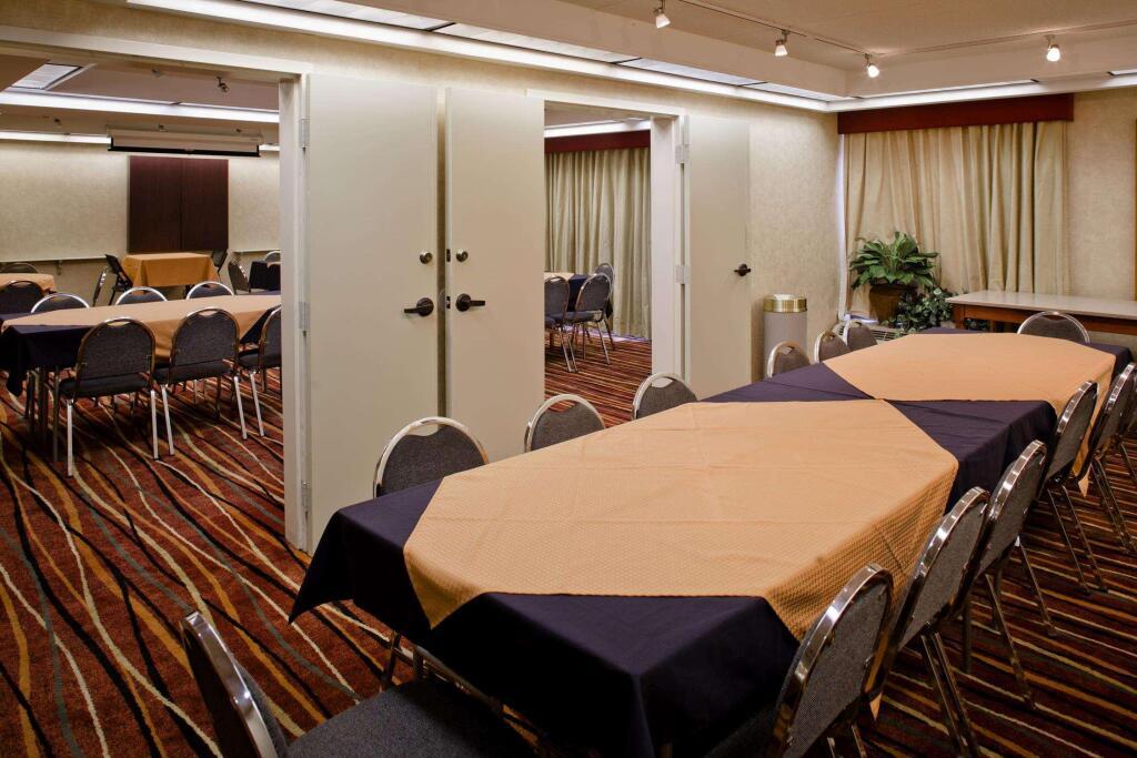 hotel image 9