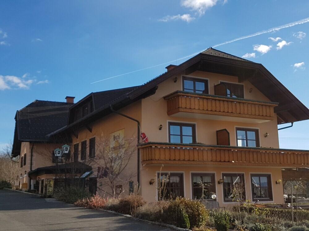 hotel image 10