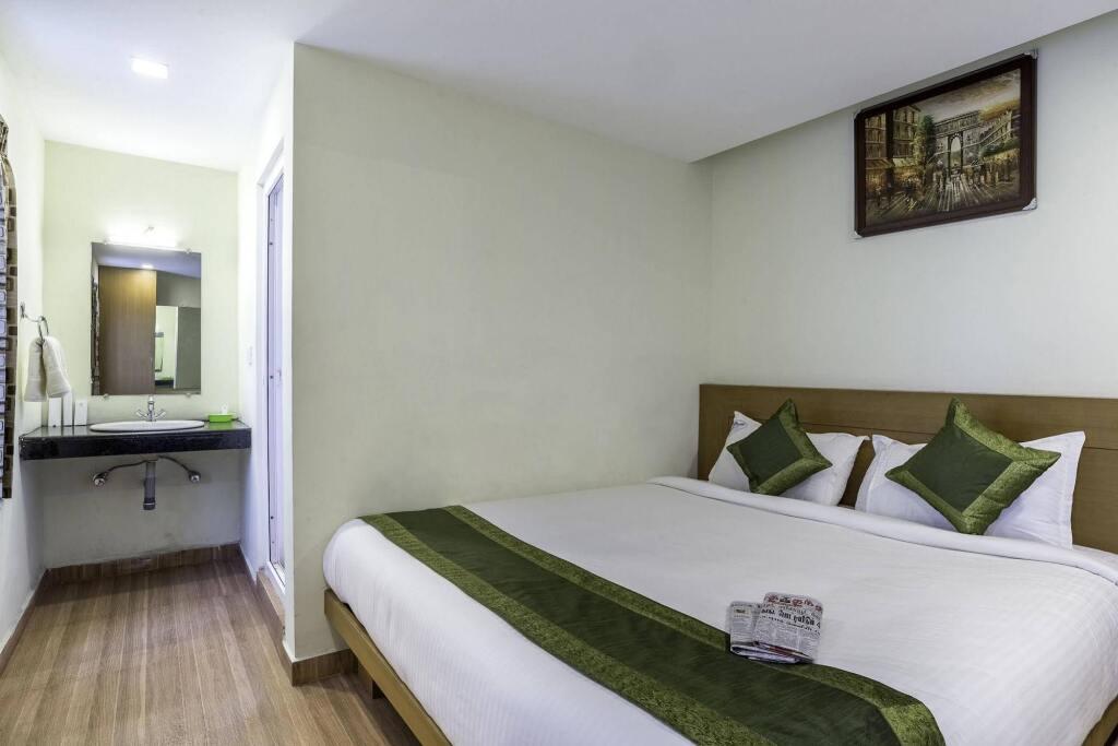 hotel image 12