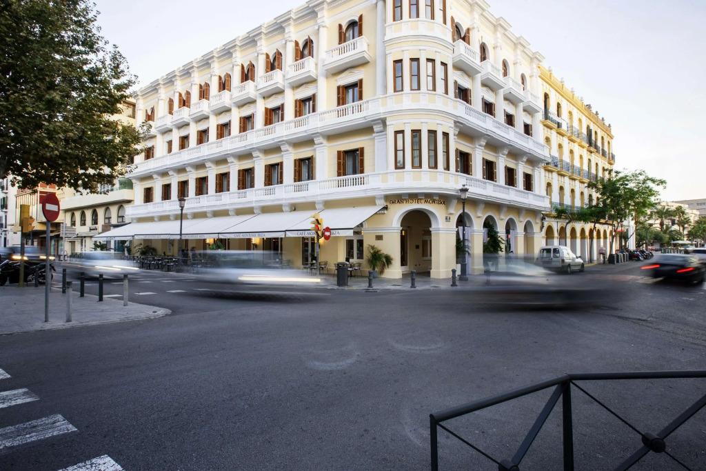 hotel image 9