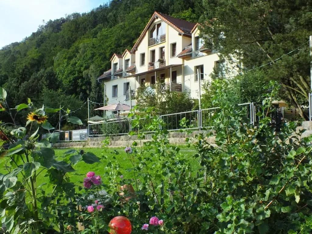 hotel image 8