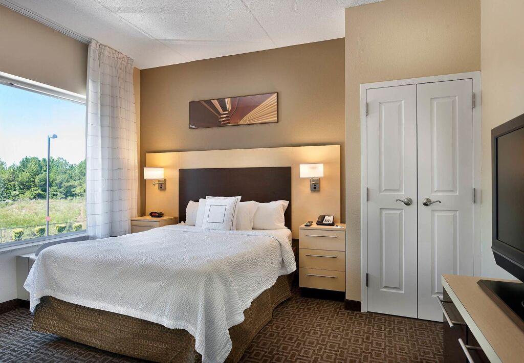 hotel image 16