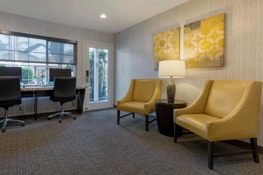 hotel image 10