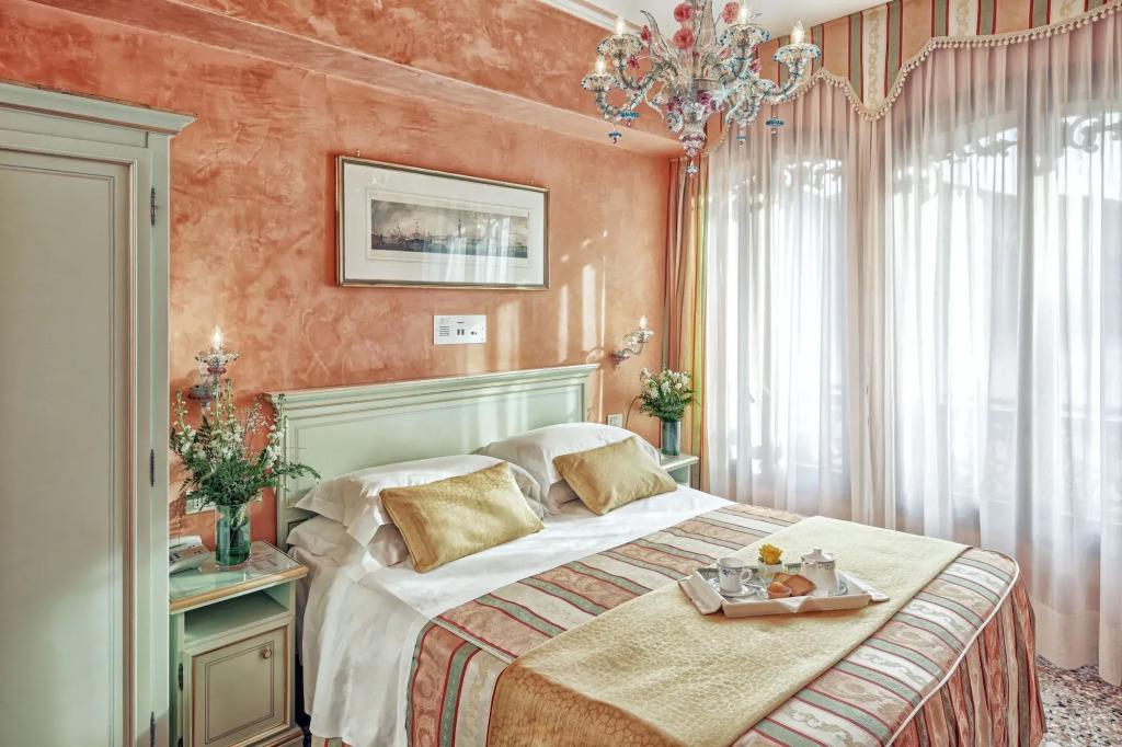 hotel image 18
