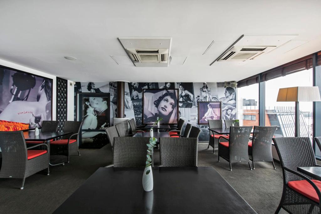 hotel image 10