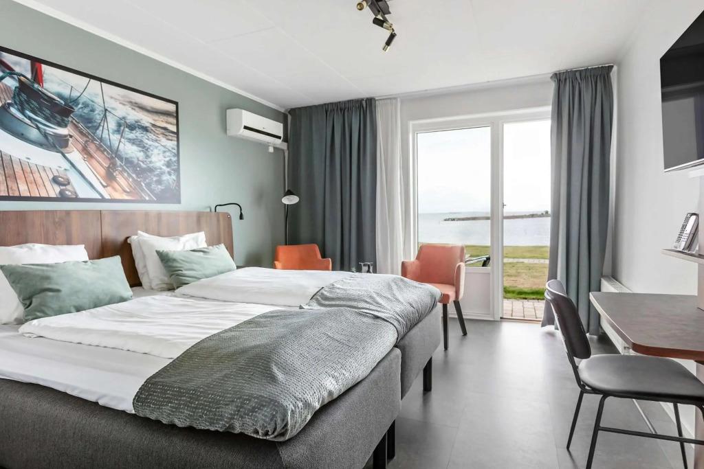 hotel image 12