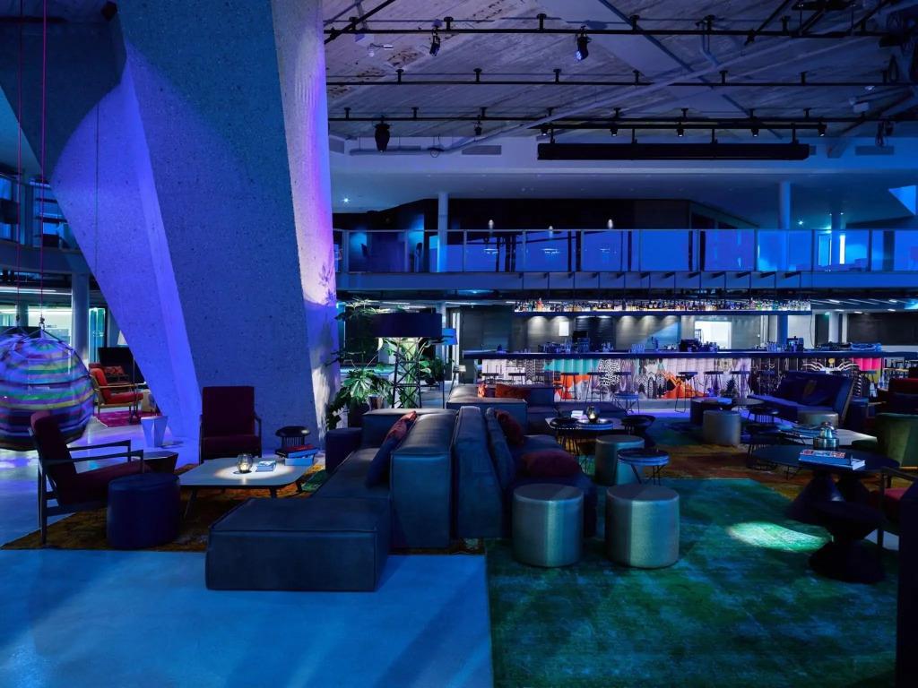 hotel