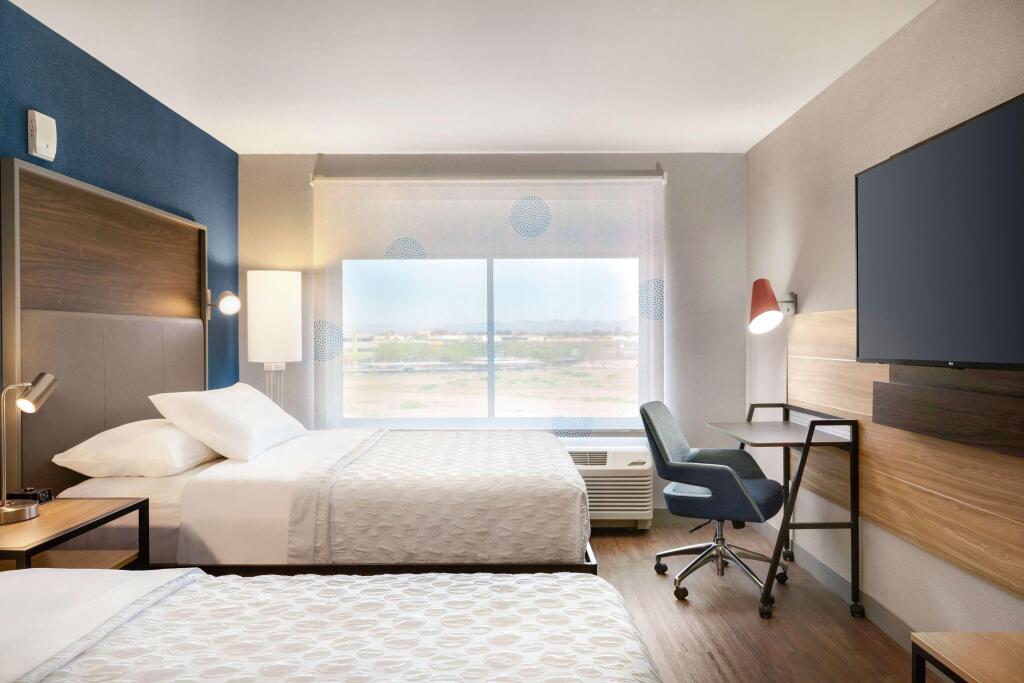 hotel image 12