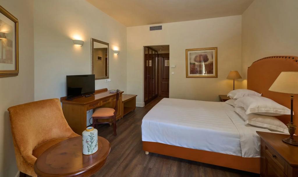 hotel image 35