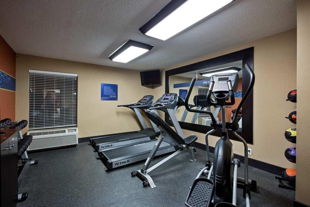 hotel image 8