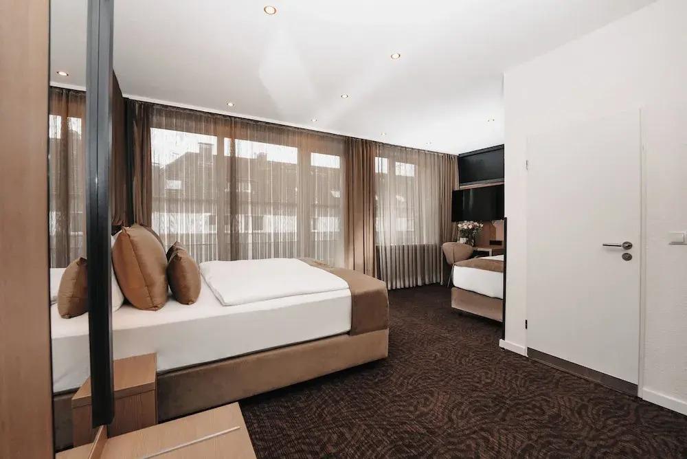 hotel image 10