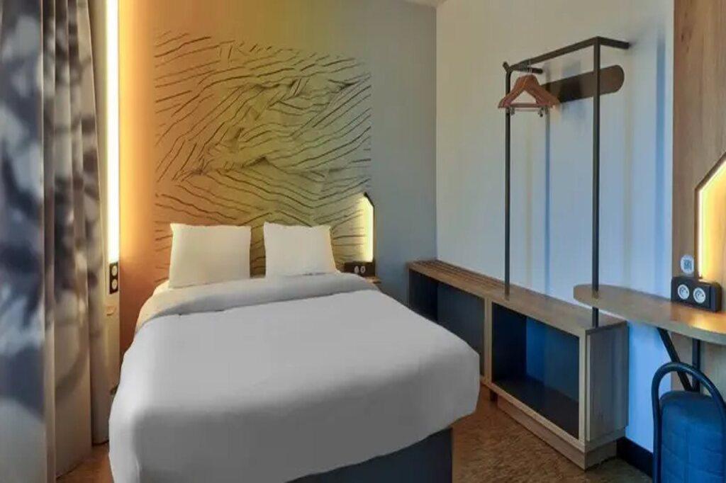 hotel image 13