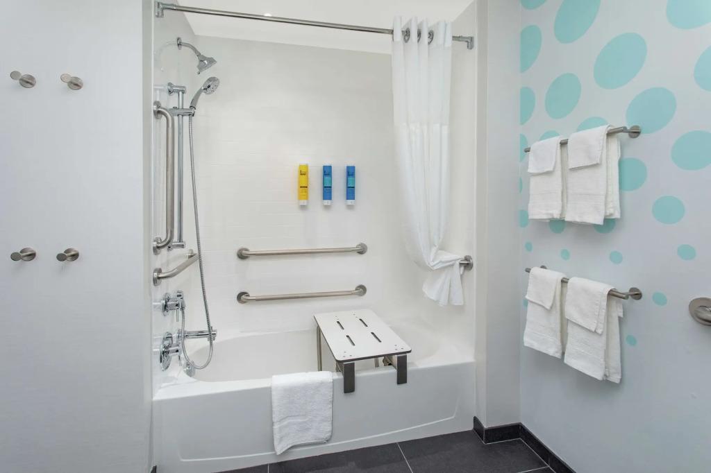 hotel image 13