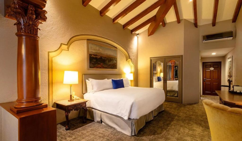 hotel image 11
