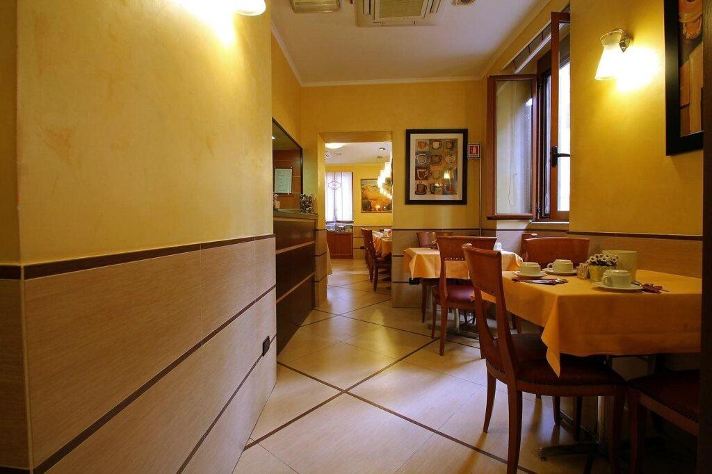 hotel image 16