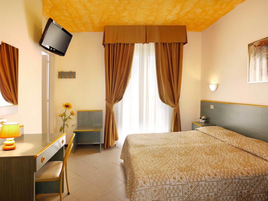 hotel image 13