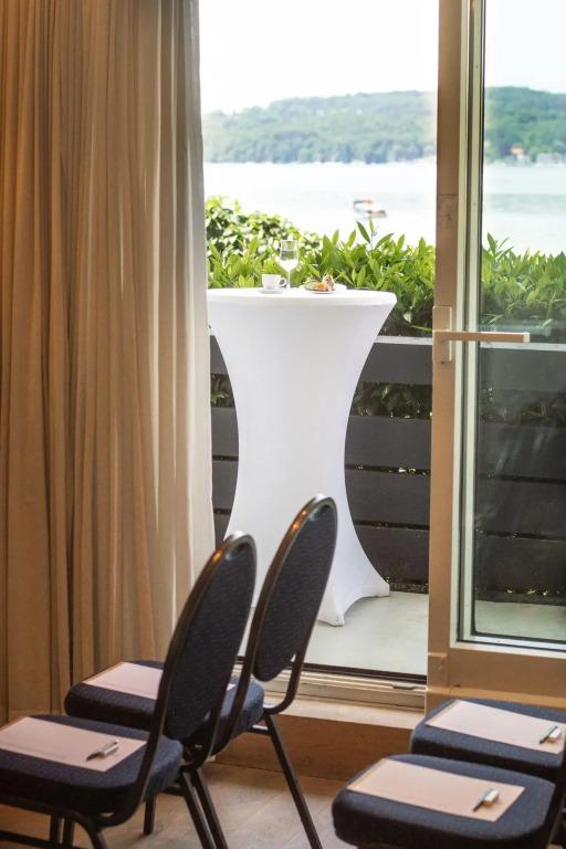 hotel image 38