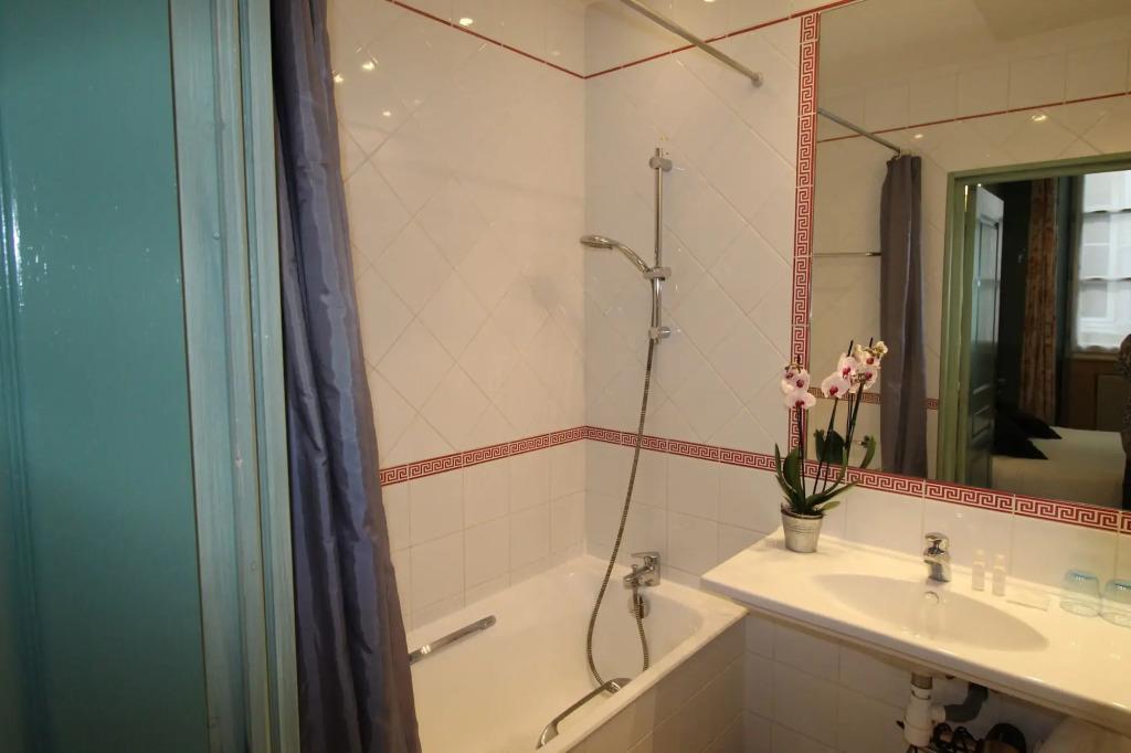 hotel image 16