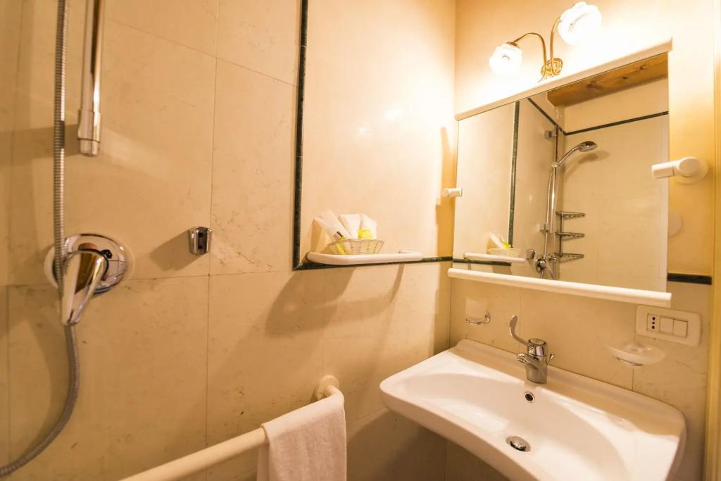 hotel image 30