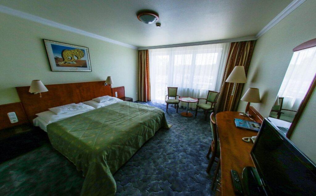 hotel image 11