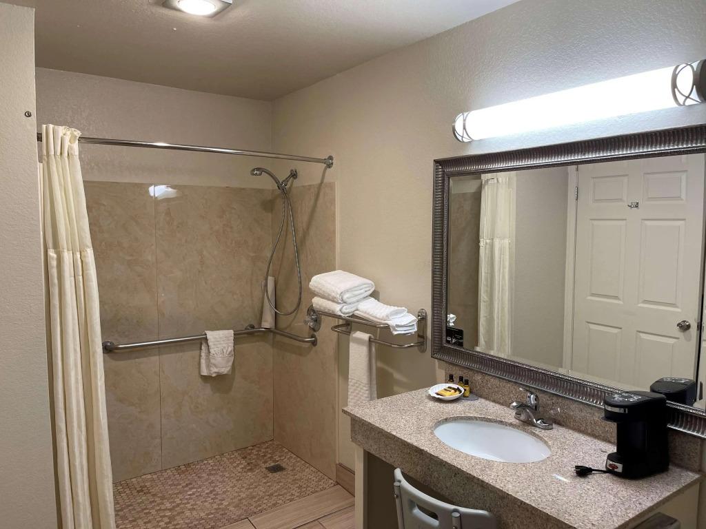 hotel image 16