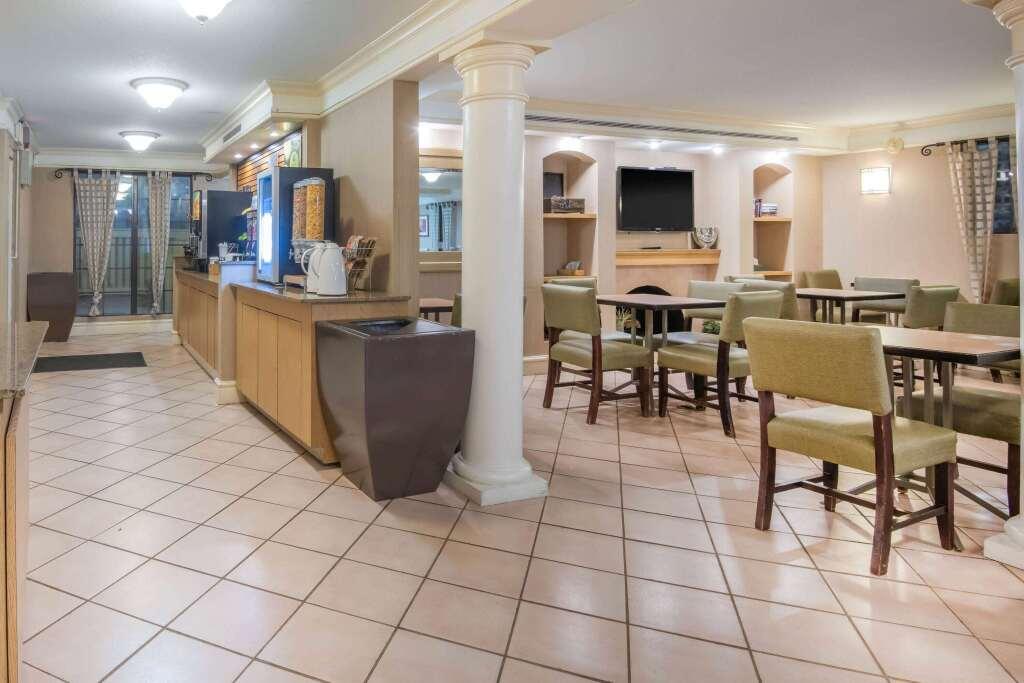 hotel image 16