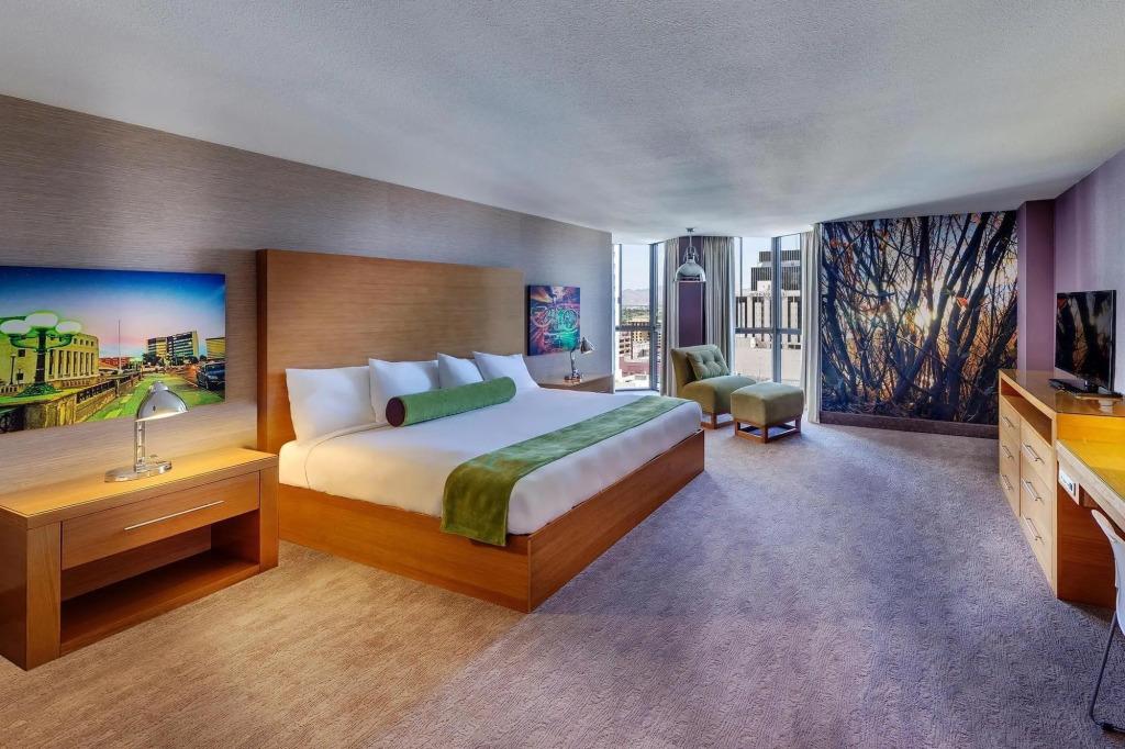hotel image 16