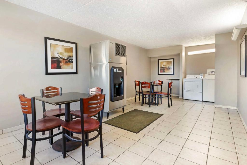 hotel image 13