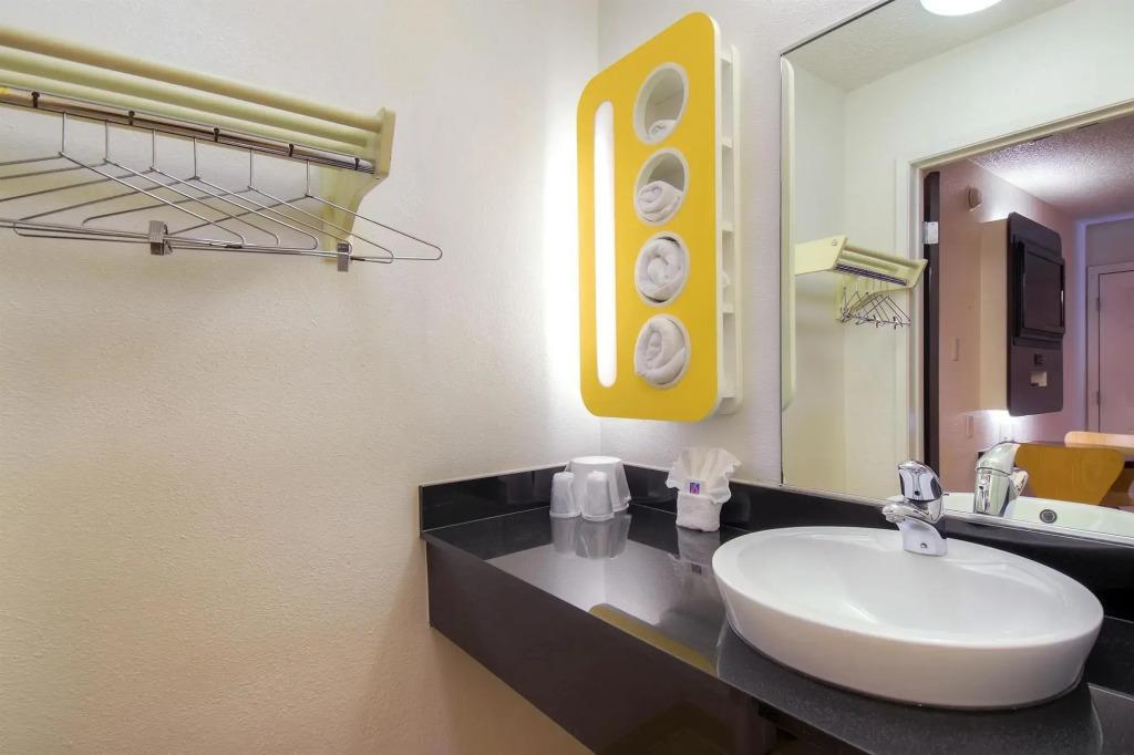 hotel image 16