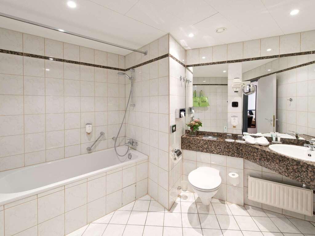 hotel image 16