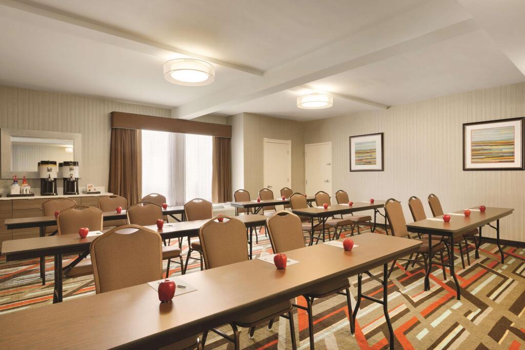 hotel image 12