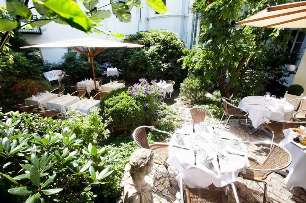 hotel image 16