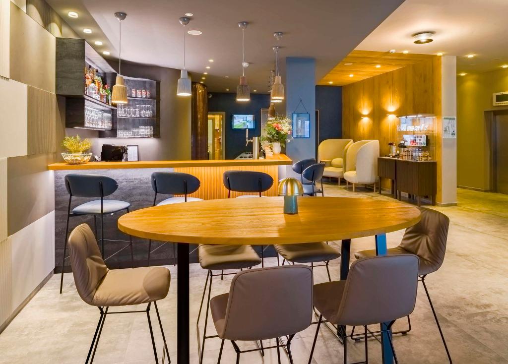 hotel image 8